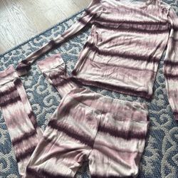2 pc ♥️DANSKIN♥️ Pajama Set Size small 