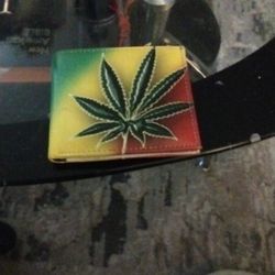 Wallet  Pot Leaf On Front Leather 15.00 New 