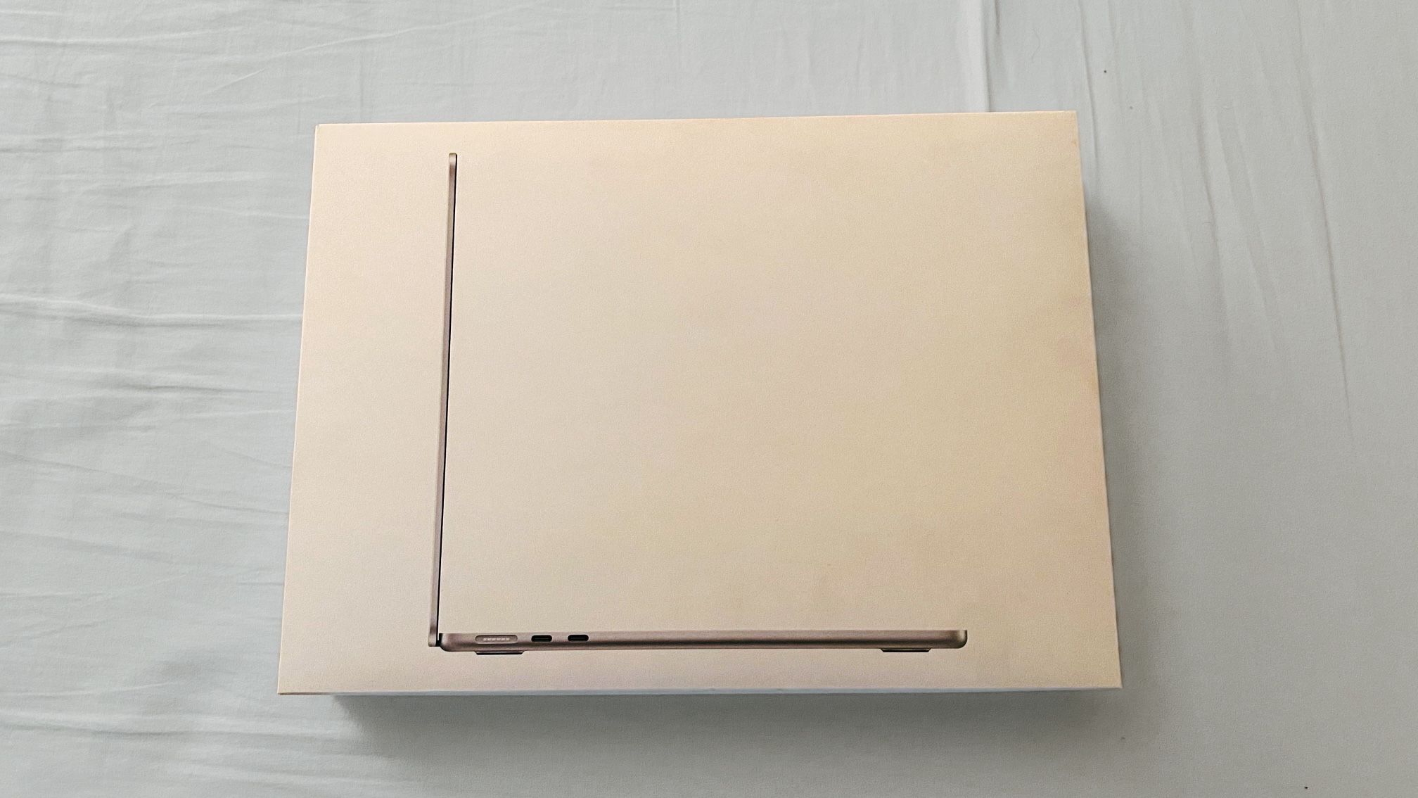 MacBook Air 2024 – M3 Chip – 13 Inch– Excellent Condition – 8GB RAM / 256GB SSD