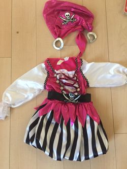 Adorable pink pirate costume girl’s 4t with boots