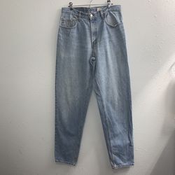 560 vintage Levi jeans, from the 90s 32 36 Loose fit, tapered leg