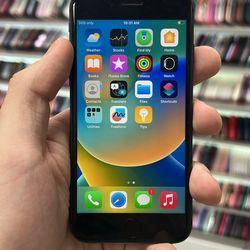 iPhone 8 64Gb *Unlocked* + *With Warranty* + *With Charger*