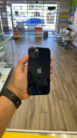 iPhone 13 128 GB UNLOCKED