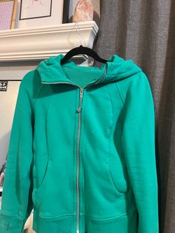 Green lululemon scuba size 4 !!š