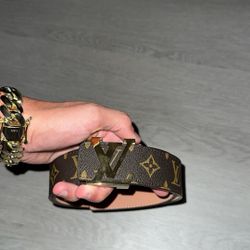 Luis Vuitton Belt