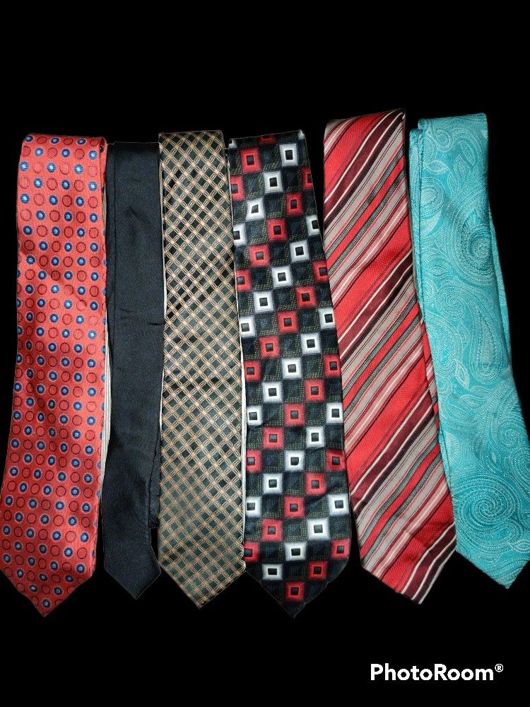 6 men ties from name brands as Bill Robinson/wolf mark and haggar and Alexander
