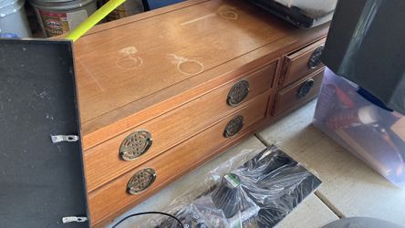 Asian-style Dresser/TV stand 18in by 5ft, 16in Tall