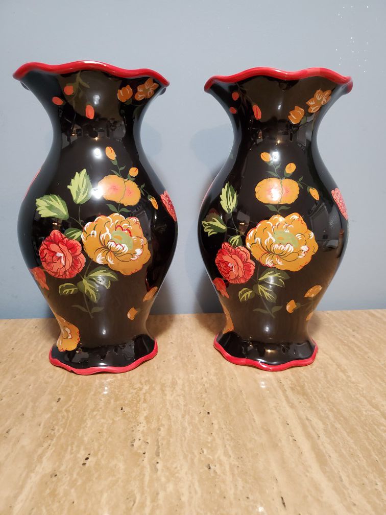 PAIR OF BLACK PORCELAIN WITH RED FLORAL PAINT RED RIM FLOWER VASE 6" TALL