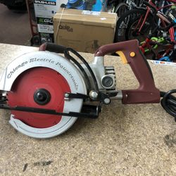 Worm  Drive Framing Saw Chicago Electric 