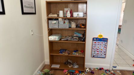 Book shelf
