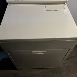 Whirlpool Dryer Machine