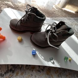 Like New Size 6 For Toddler Timberland Brand