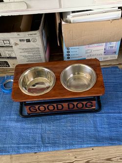 Raised dog dishes ( good dog )….$20.00