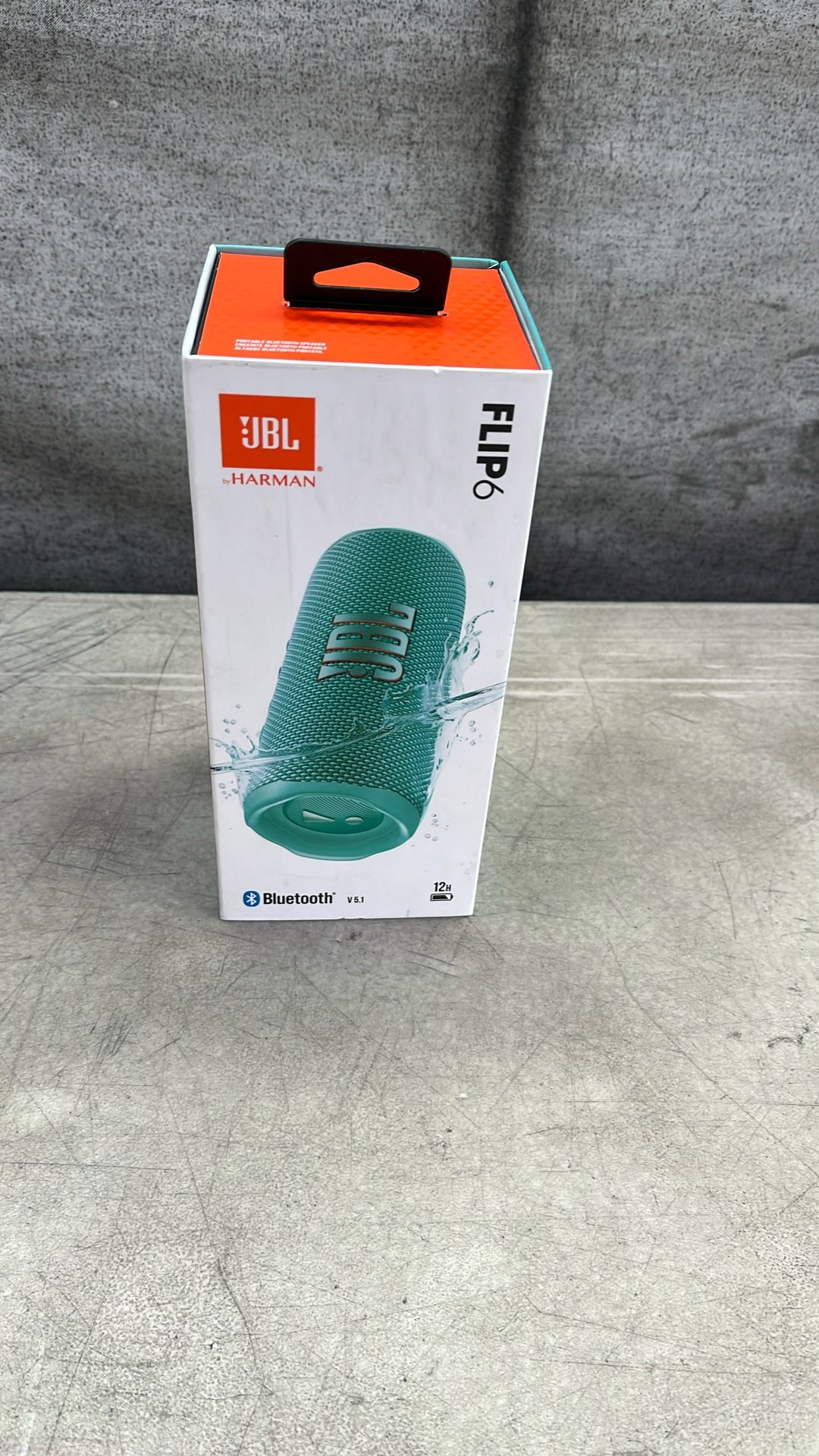 JBL Flip 6 Portable Bluetooth Speaker
