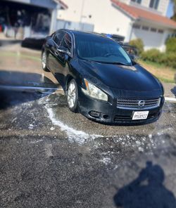 2010 Nissan Maxima