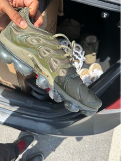 Olive Air VaporMax