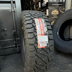 NITTO RIDGE GRAPPLER LT275/65/18 E RATED 10PLY