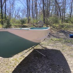 Aluminum boat