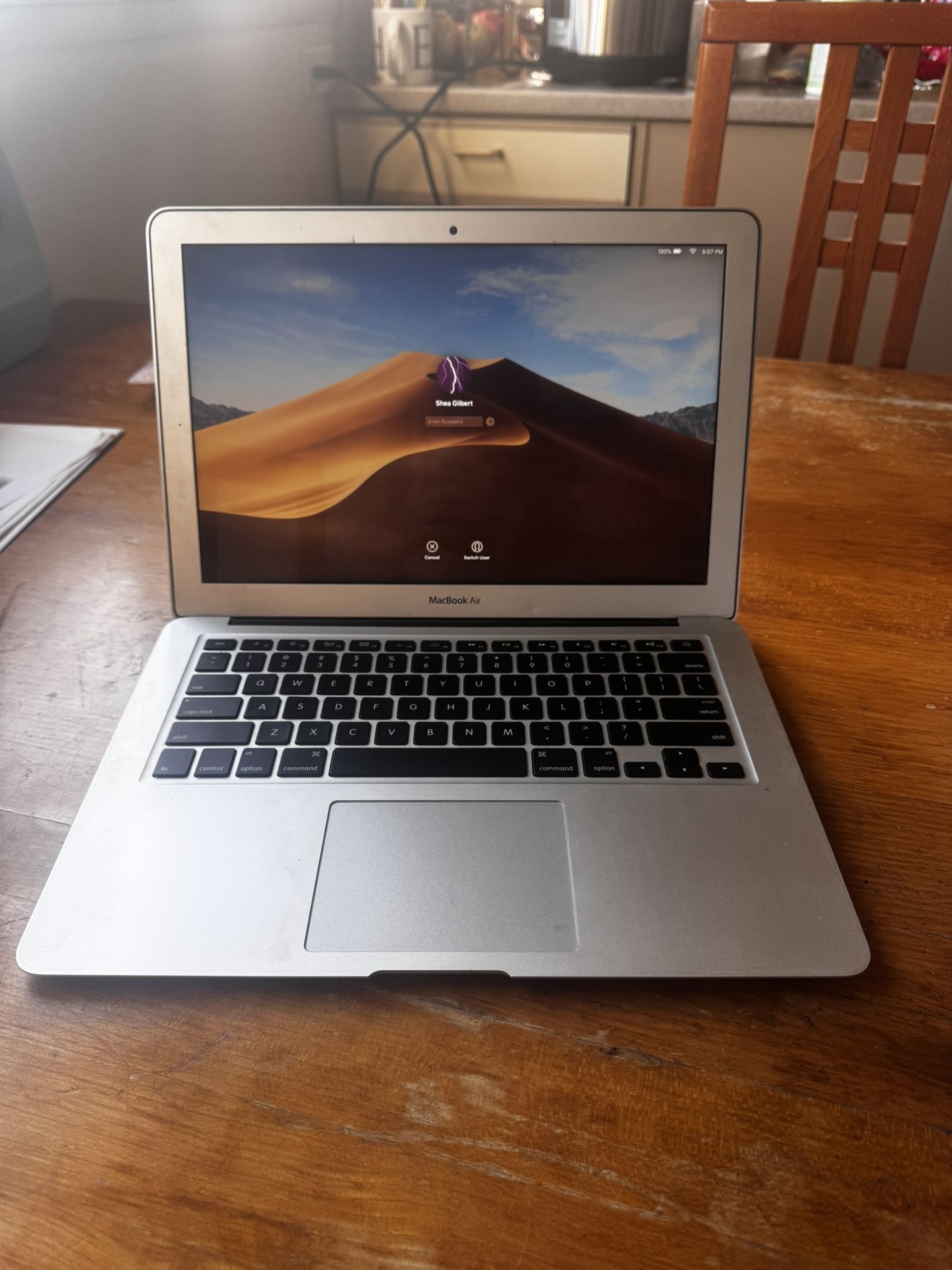 2017 13.3 inch macbook air 250 gig storage