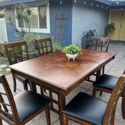 OBO Dining Table With  6 Chairs WITH EXTENSION (Like New)