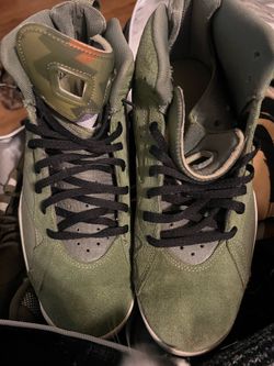 Men Jordan’s 10