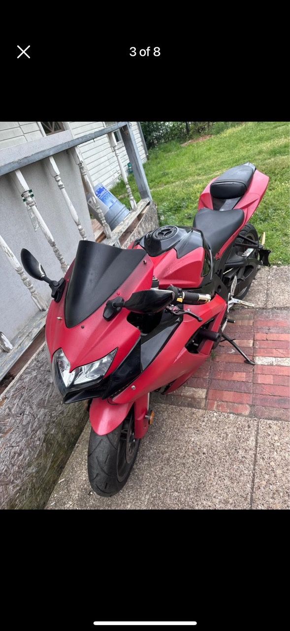 2009 Suzuki GXS R750