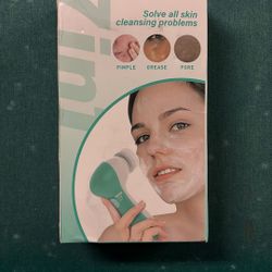 Face Exfoliating Battery Powered Brush