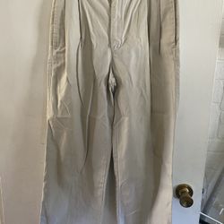 999 Men’s Beige Dockers Khaki Pants With Unsewen Hems See Photos. Size 32x30. $3.00.