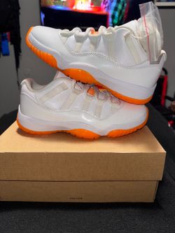Jordan 11 low”Citrus” Size 6W