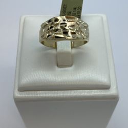 14K Gold Nugget Ring. New 