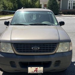 2004 Ford Explorer