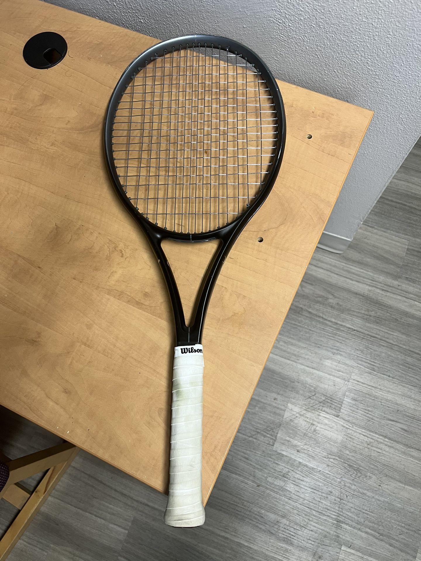 RF 01 Tennis Racket