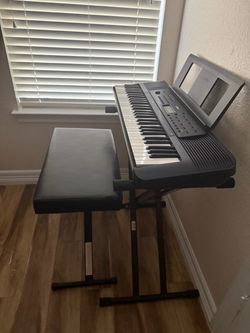 Yamaha  PSR-E273