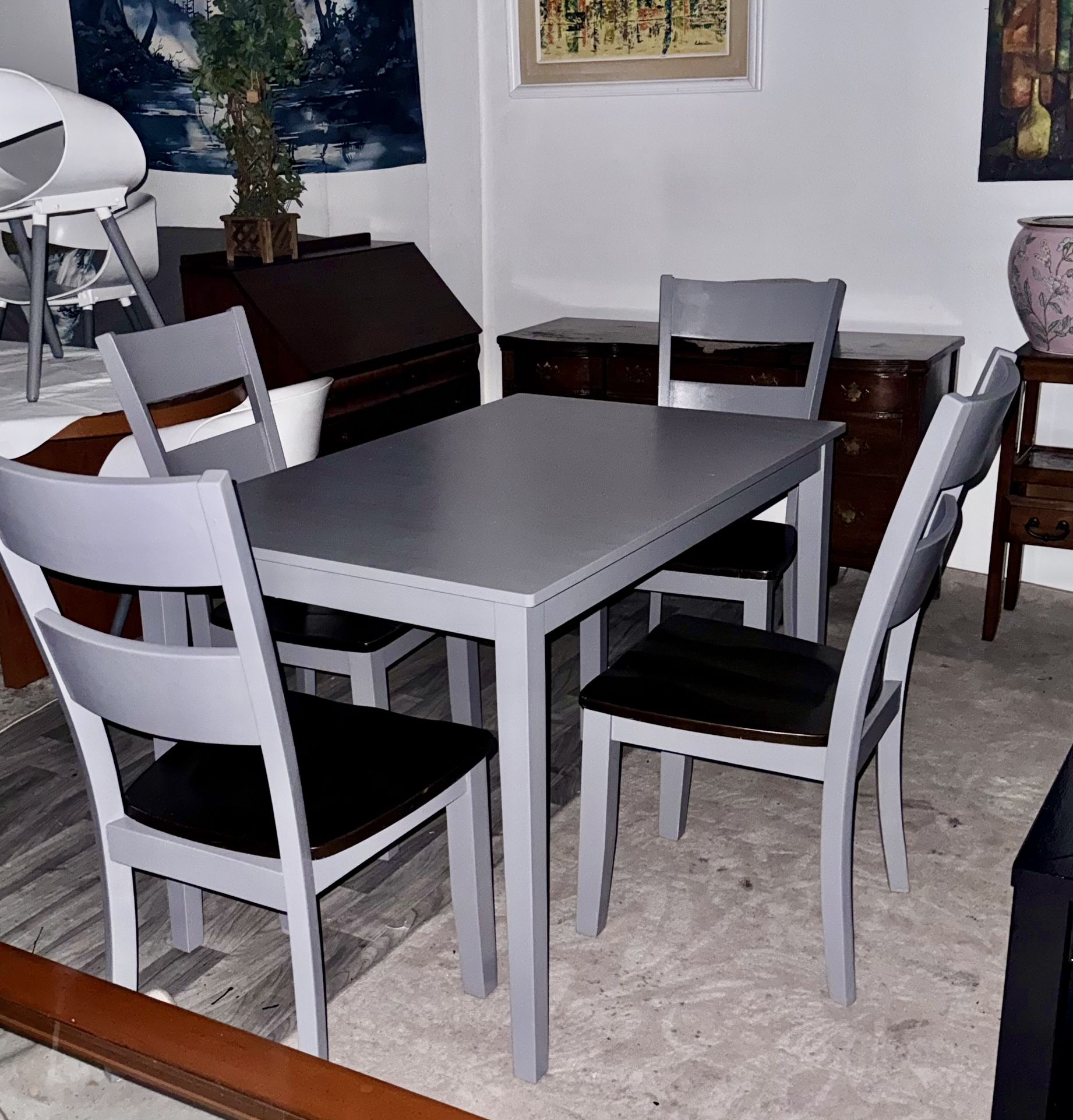 nice table no chairs