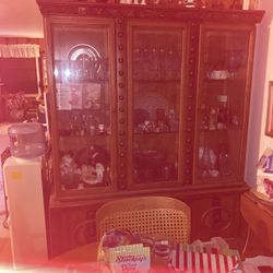 Thomasvulle. China. Cabinet