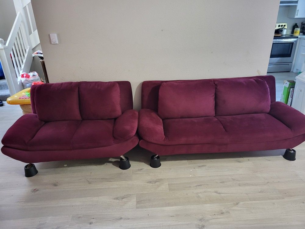 Brand New 3 and 2 seater couch on SALE
