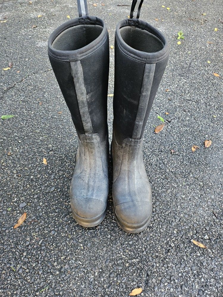 Muck Boots Used