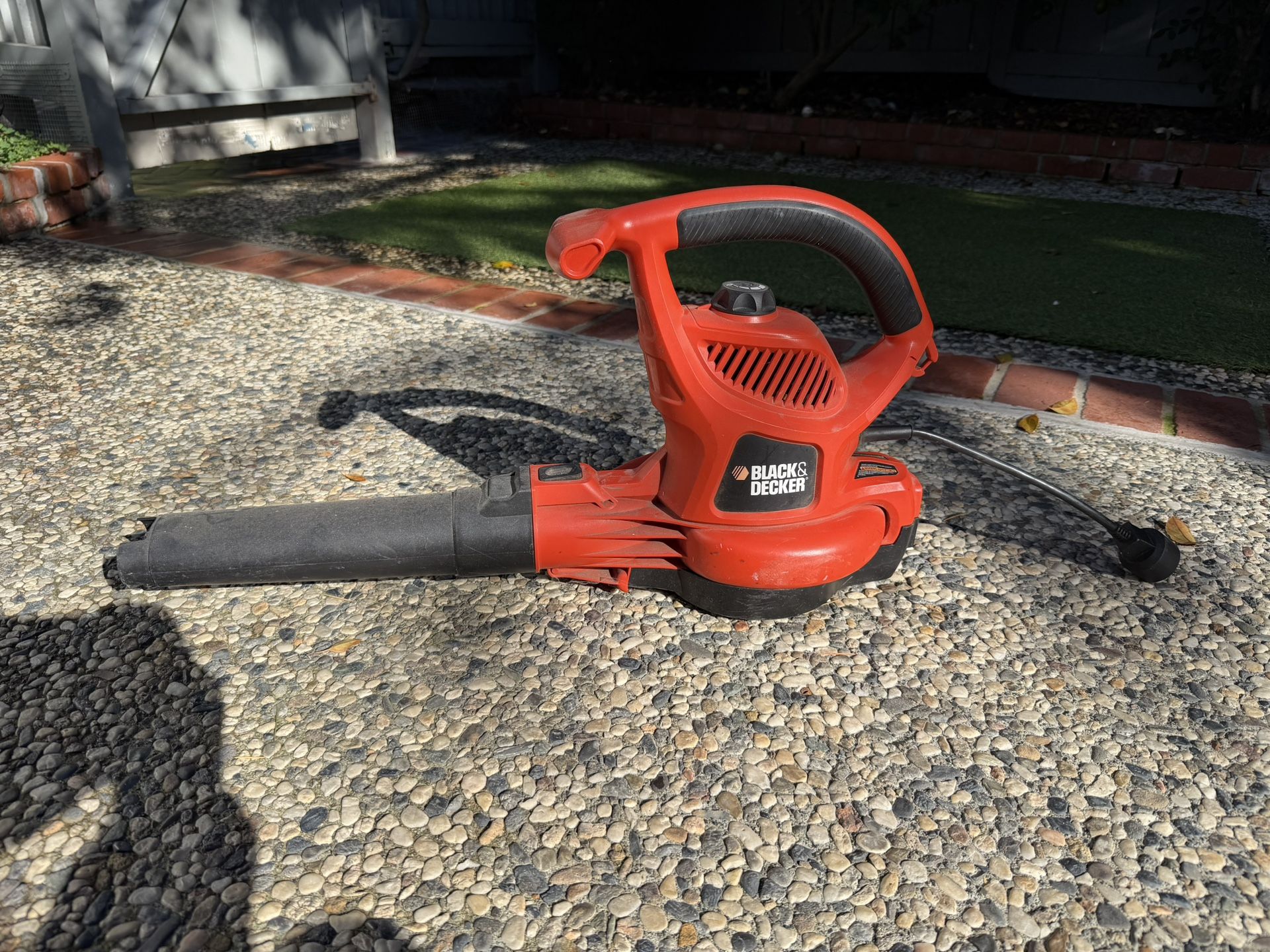 Black & Decker Corded Leaf Blower BV6600, Blower Only 