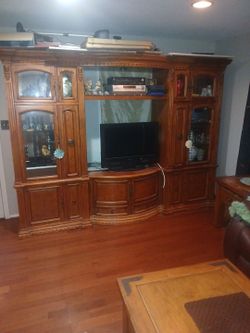 Home entertainment center