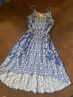Like Old Navy, Displays Blue Patterned Dress