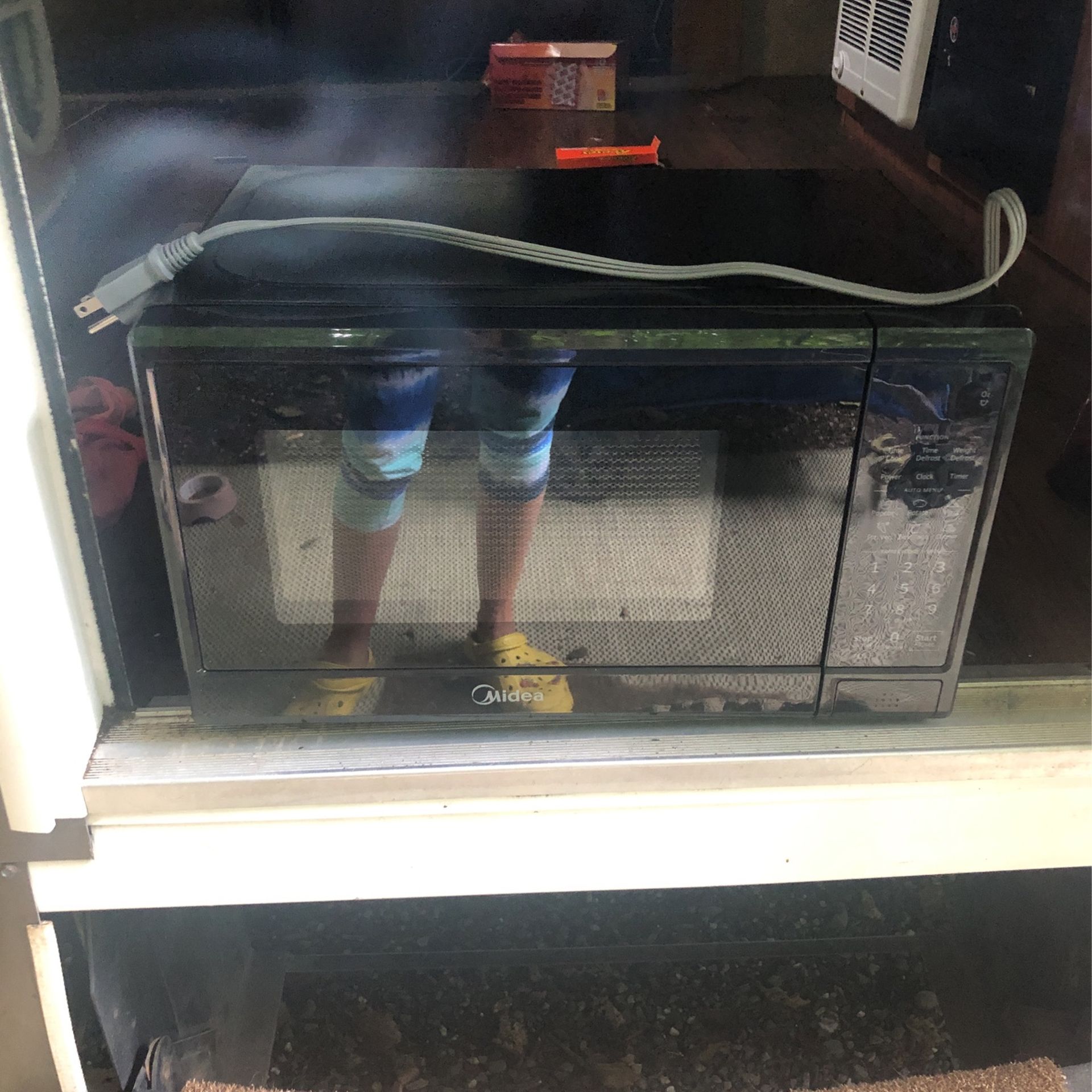 Midea Microwave