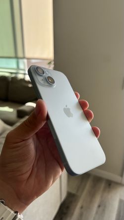 iPhone 15 – 128GB – AT&T Only