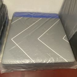 California King Size Mattress BeautyRest Black Hybrid Pillow Top 16” Inches Thick Wrapped in Plastic Direct From Factory Same Day Delivery 