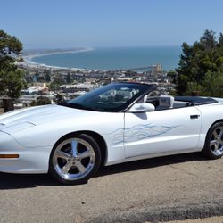 Looking To Trade 1995 “Hot Wheels” Pontiac Firebird Convertible 