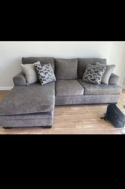 Pet-friendly Sofa