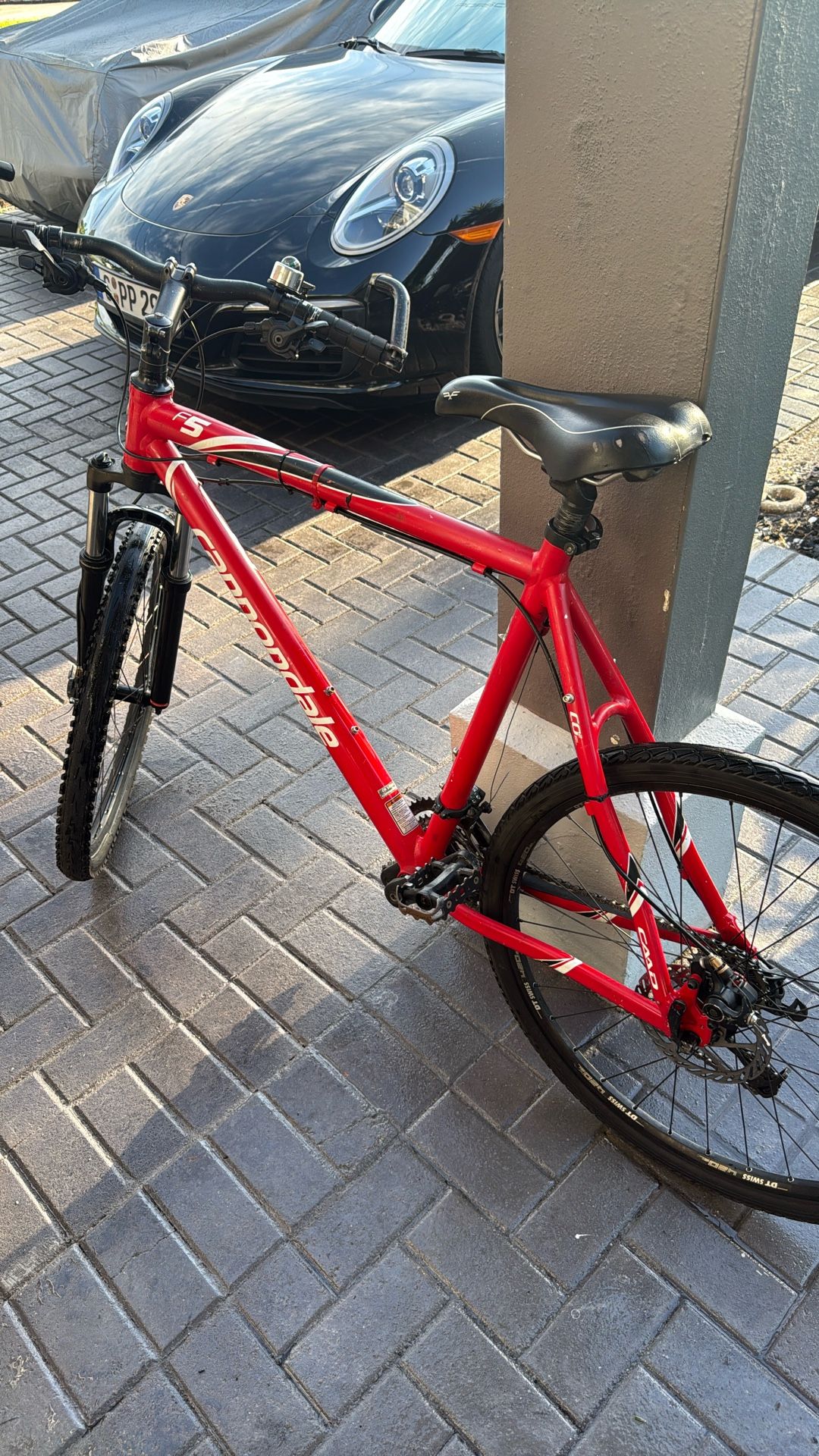 Used Cannonade F5 Mountain, Trail, Road Bike