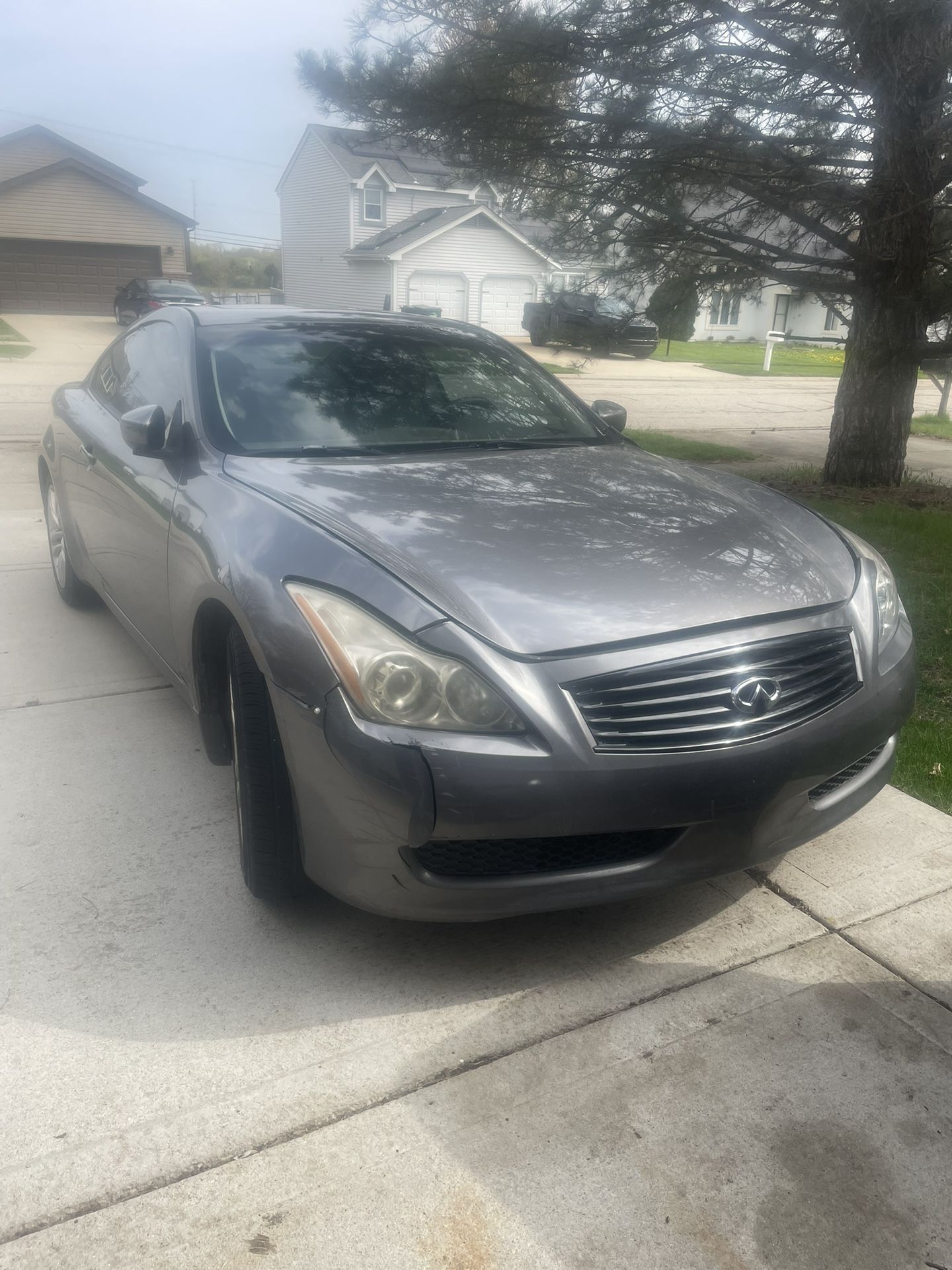 2010 Infiniti G37
