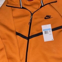 Nike Tech  Monarch Orange And Black