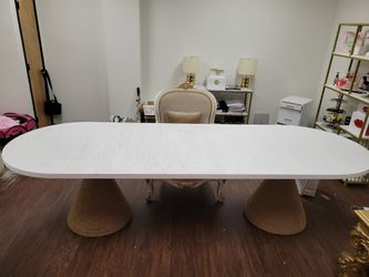 🌿 Boho Luxury Solid Wood Dining Table – $550 (Retail $2,200) 🌿