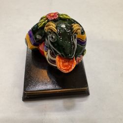 Snake Statue 